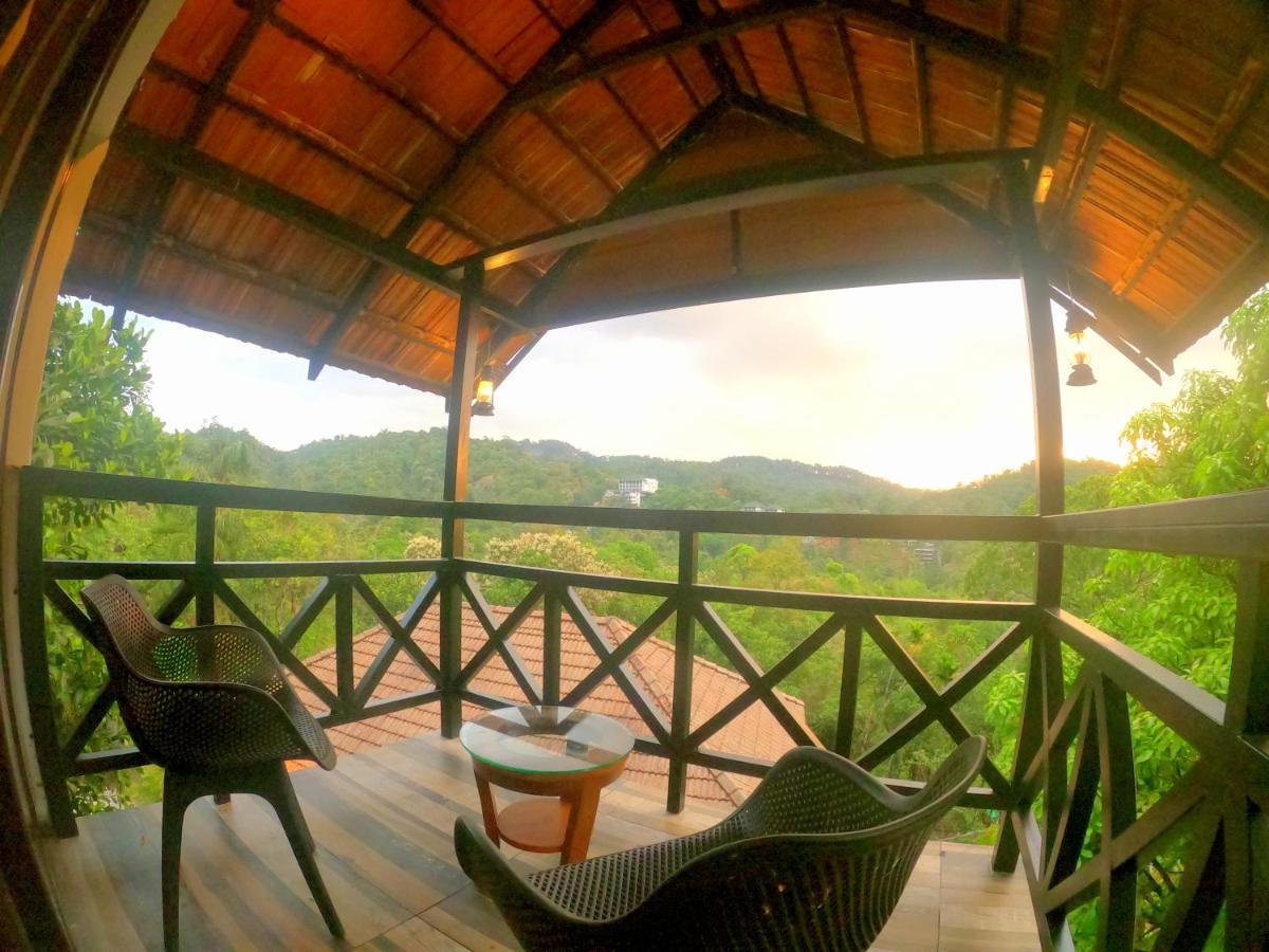 The Wild Trails Clarks Exotica , Munnar Otel Dış mekan fotoğraf